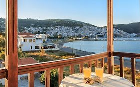 Nikolaos Studios Apartments