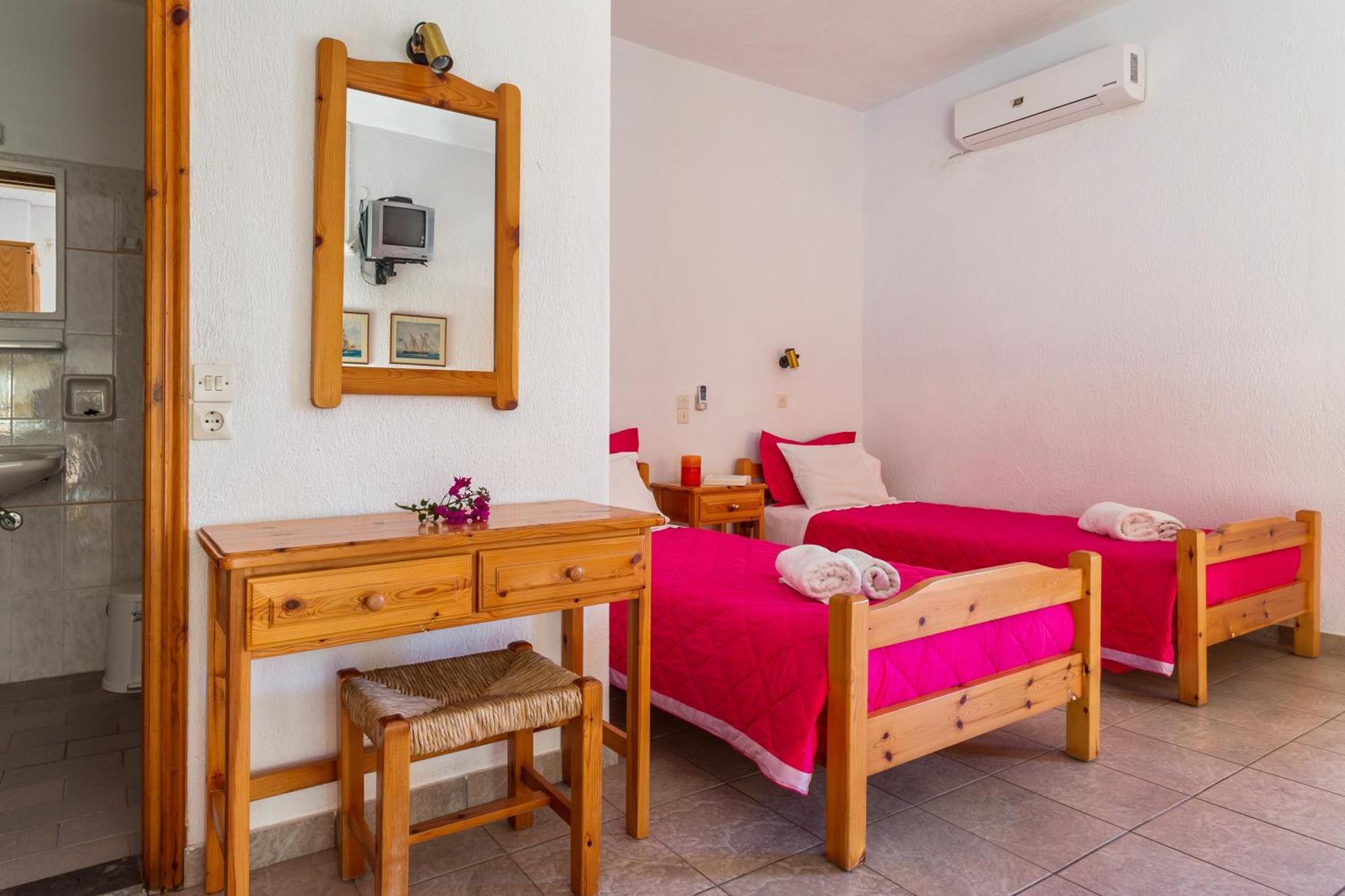 Nikolaos Studios Apartments Σκόπελος Εξωτερικό φωτογραφία