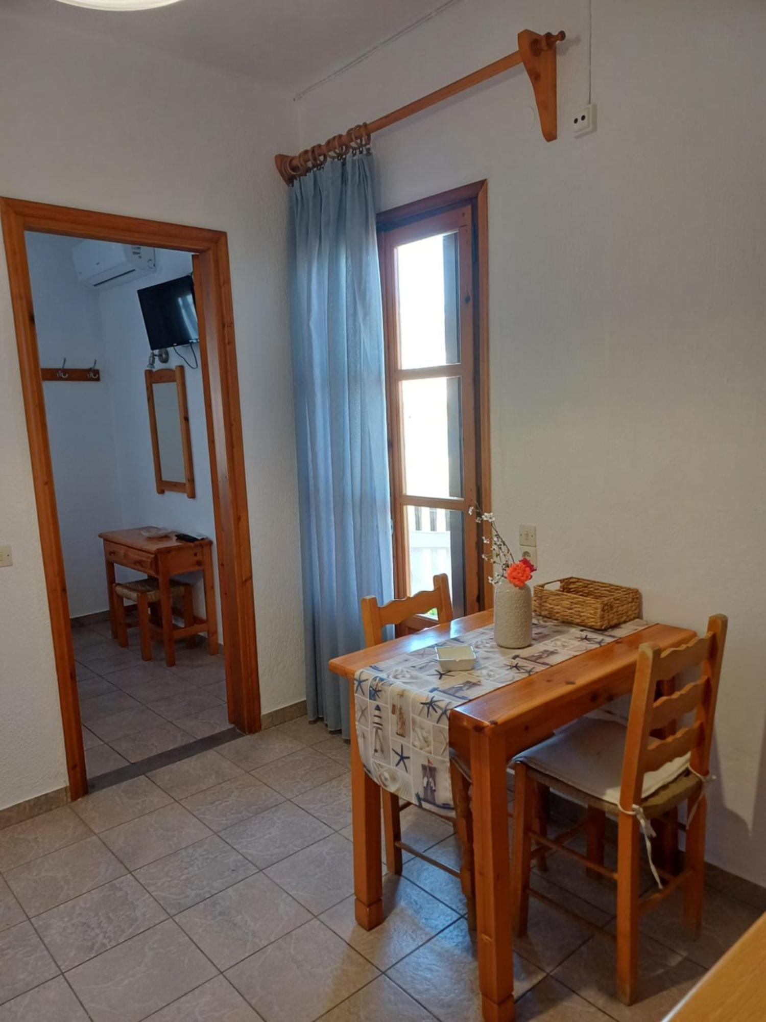 Nikolaos Studios Apartments Σκόπελος Εξωτερικό φωτογραφία